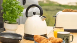 Mestic Waterkoker MWC-180 Retro 9 Mestic Waterkoker MWC-180 Retro -Beste Kampeer Winkel 1502800 1